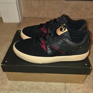 (2022) Size 12M Jordan Series SE
Black Samurai - Preowned, Original Box